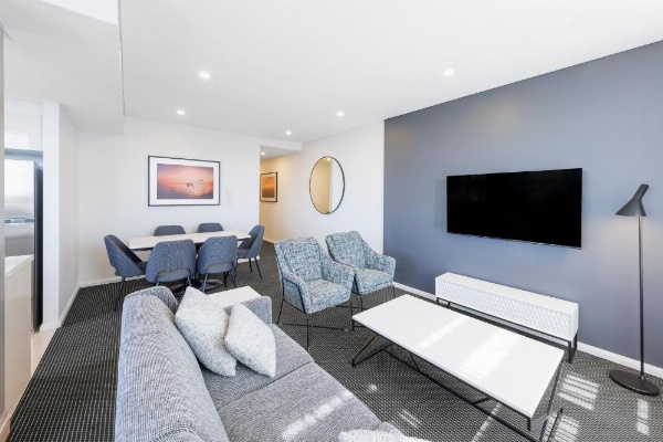 Meriton Suites Zetland image 26